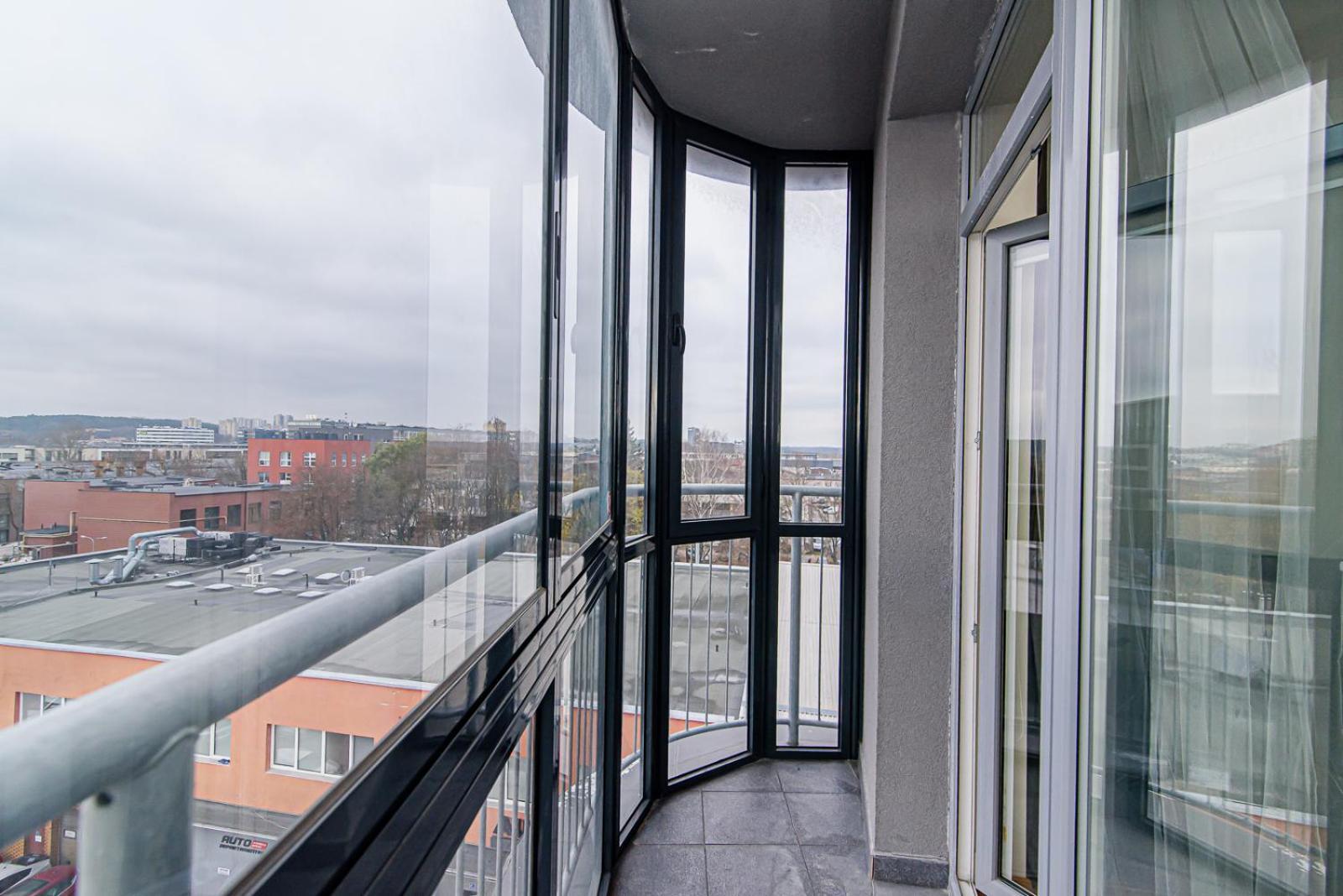 Sky Studio Near The Vilnius Center ภายนอก รูปภาพ